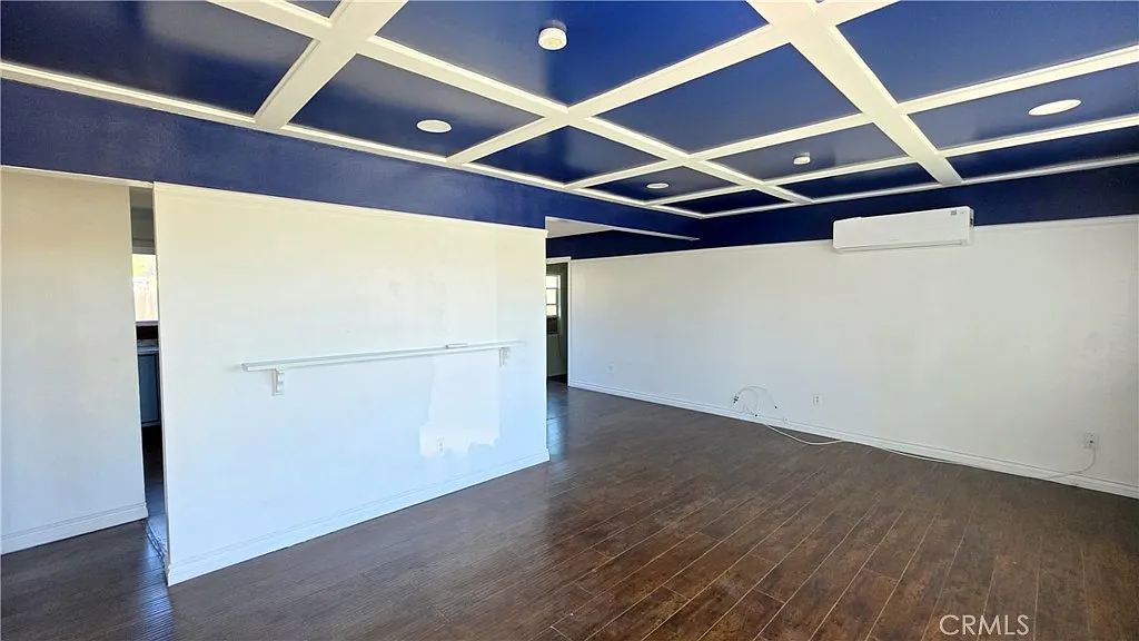3 bed, 4010 sqft, $2,695 — Photo 4