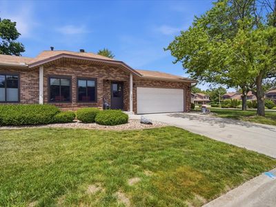 151 Manor Cir, Bloomington, IL, 61704
