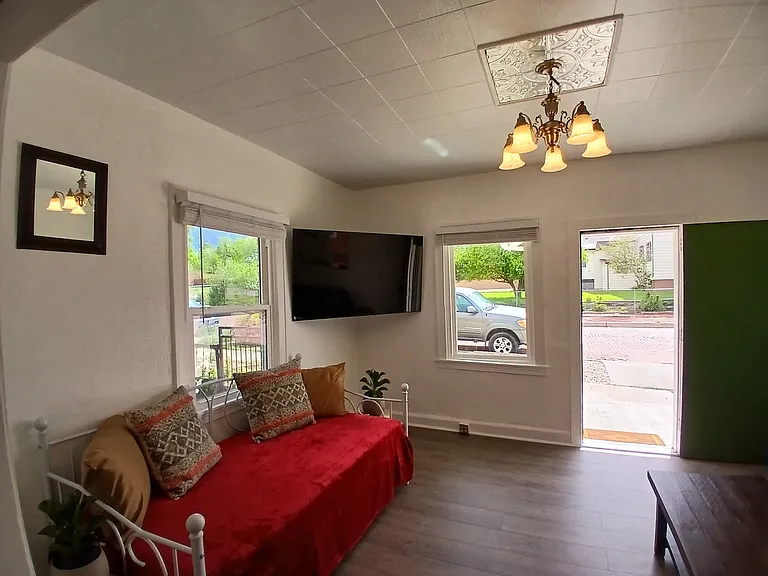 404 S Chestnut St #404 — Photo 7