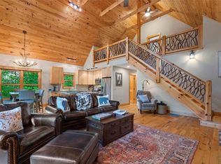 34 W Forest Way, Highlands, NC 28741