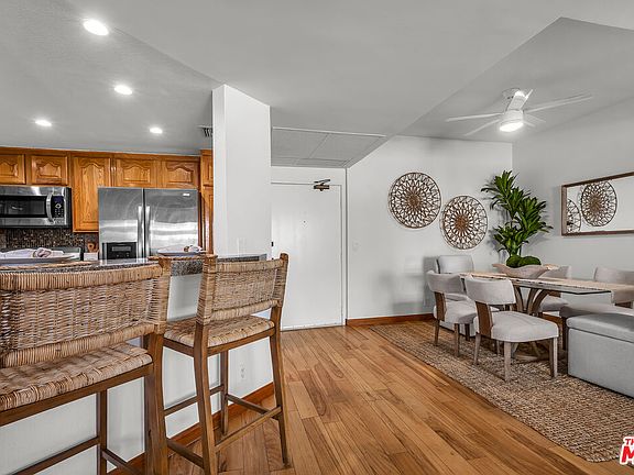 3rd image of 8162 Manitoba St Unit 202