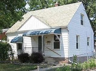 7587 Sterling St, Center Line, MI 48015