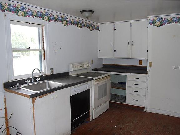 5th image of 1008 Minnesota Ave