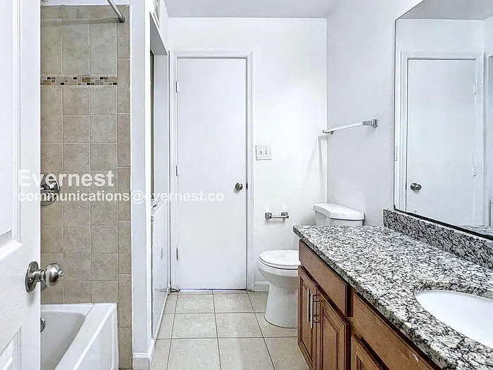 1011 Fallcrest Ct #202 — Photo 11