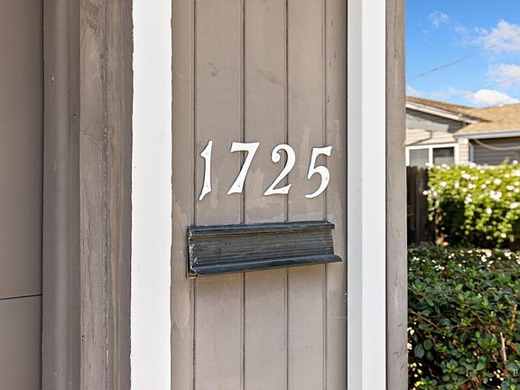 2nd image of 1725 Pine Avenue