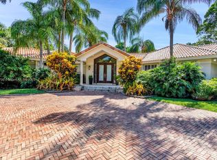 9718 SW 58th Ct, Pinecrest, FL 33156