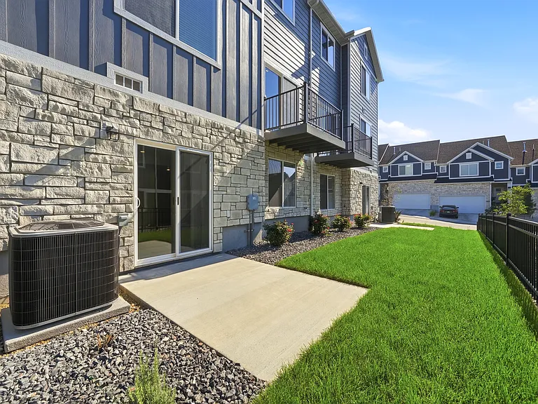 953 W Mountain Hollow Way — Photo 38