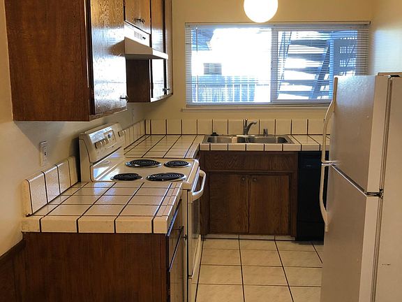 5th image of 3763 Trina Way APT 2