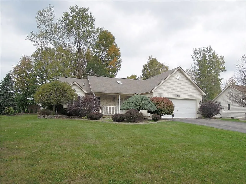 916 Old Way Dr photo 1