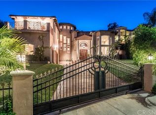 11565 Yarmouth Ave, Granada Hills, CA 91344