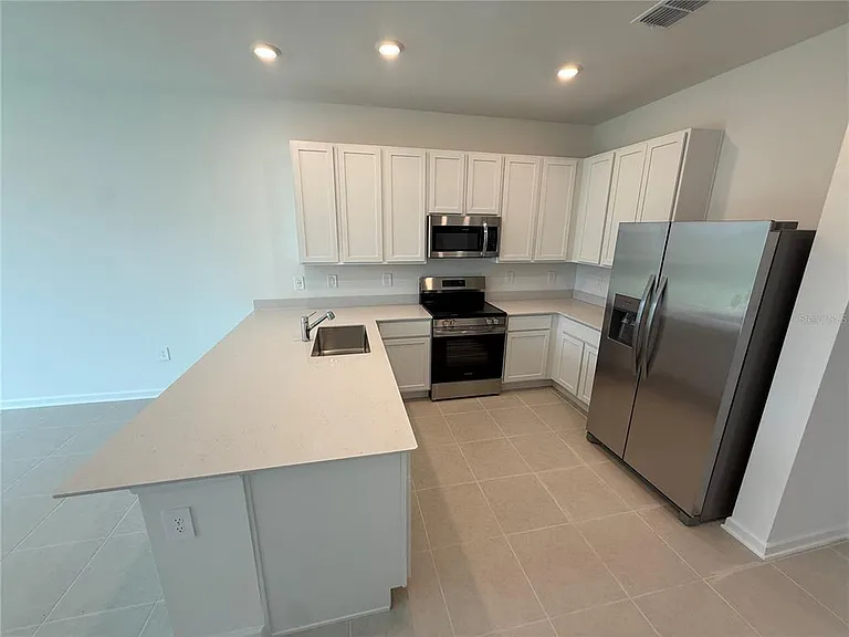 2567 Skyliine Loop — Photo 4