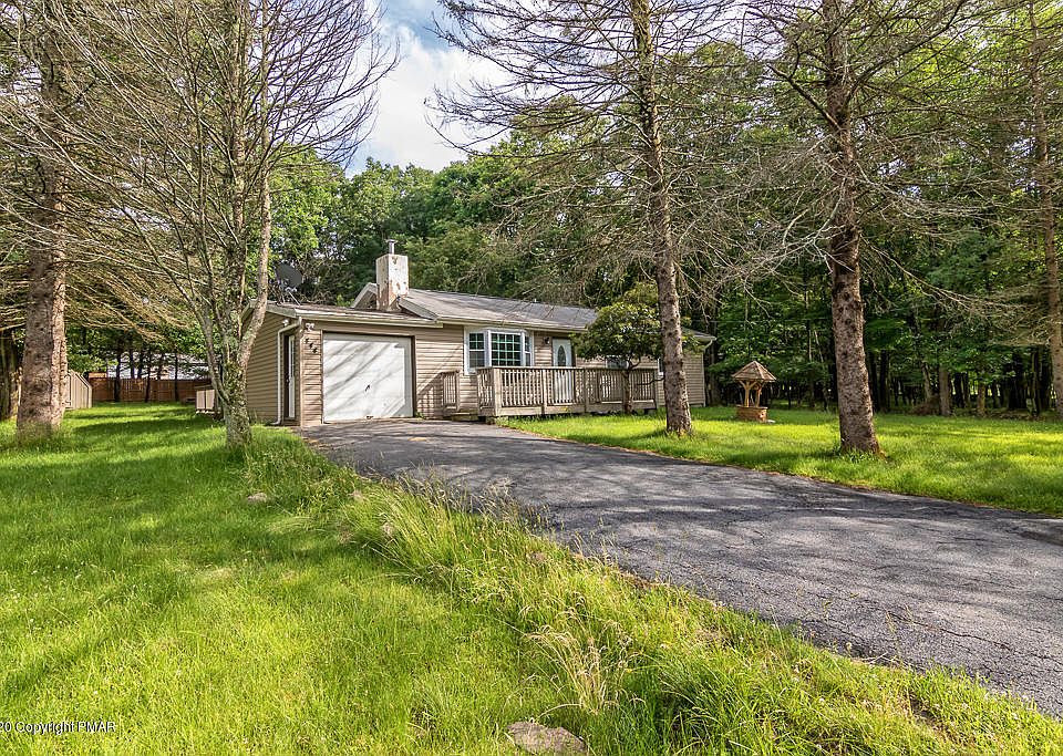 1st image of 444 Mountain Road