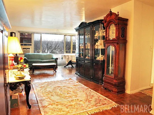 Sold by Bellmarc Realty | media 22