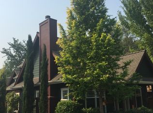 1613 SW I St, Grants Pass, OR 97526