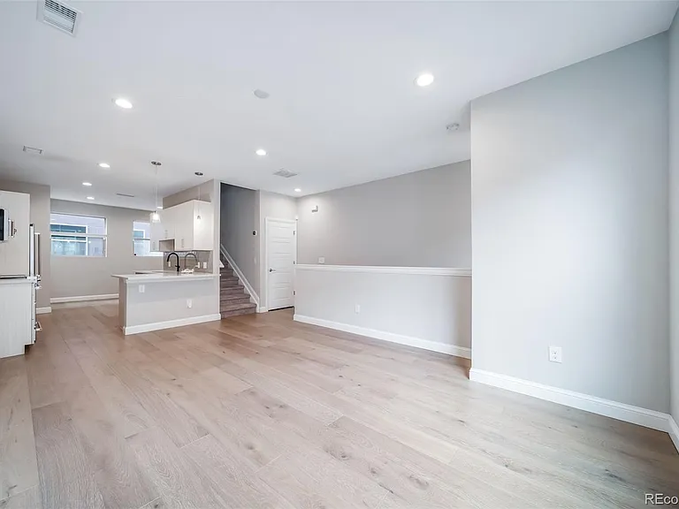 1752 Williams St — Photo 9