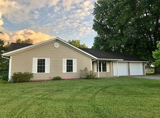 507 E Jackson St, De Soto, IL 62924