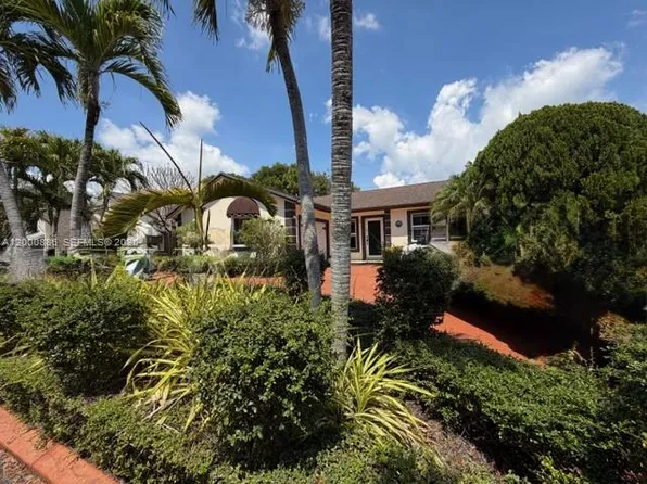 11335 SW 152nd Ter, Miami, FL 33157