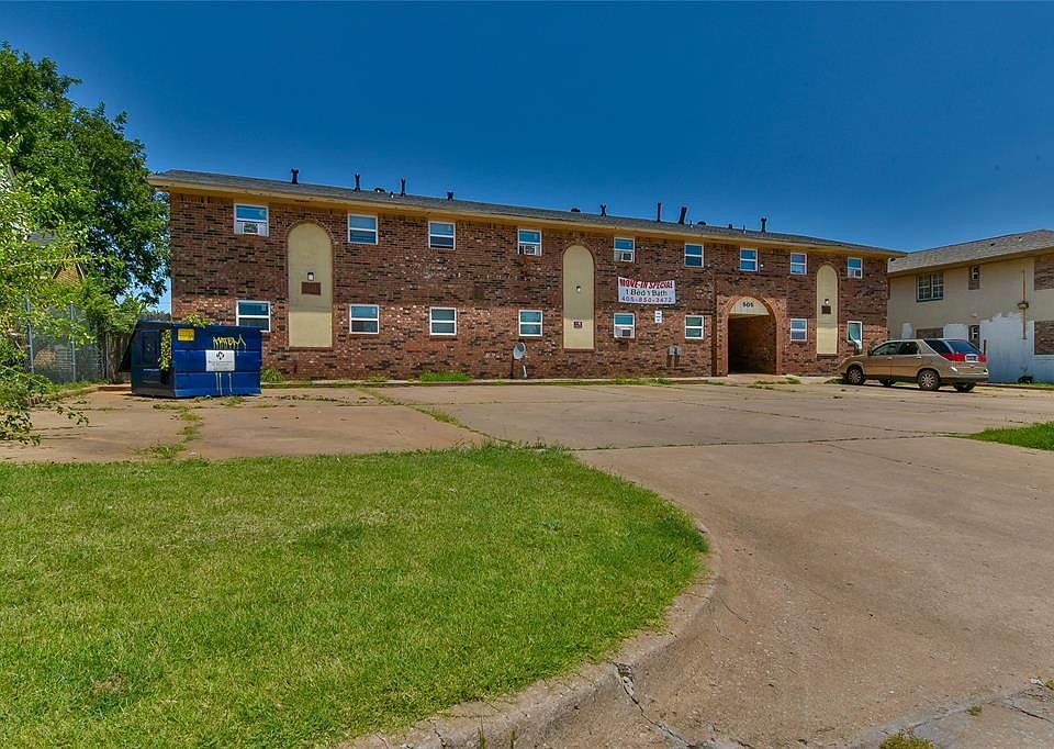 1st image of 505 SW 30th St
