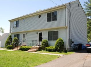 5 Willow Rd, Branford, CT 06405