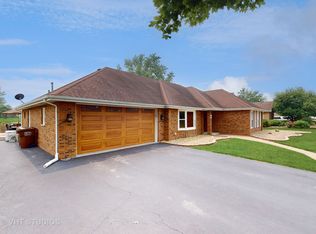 222 Miller St, Beecher, IL 60401