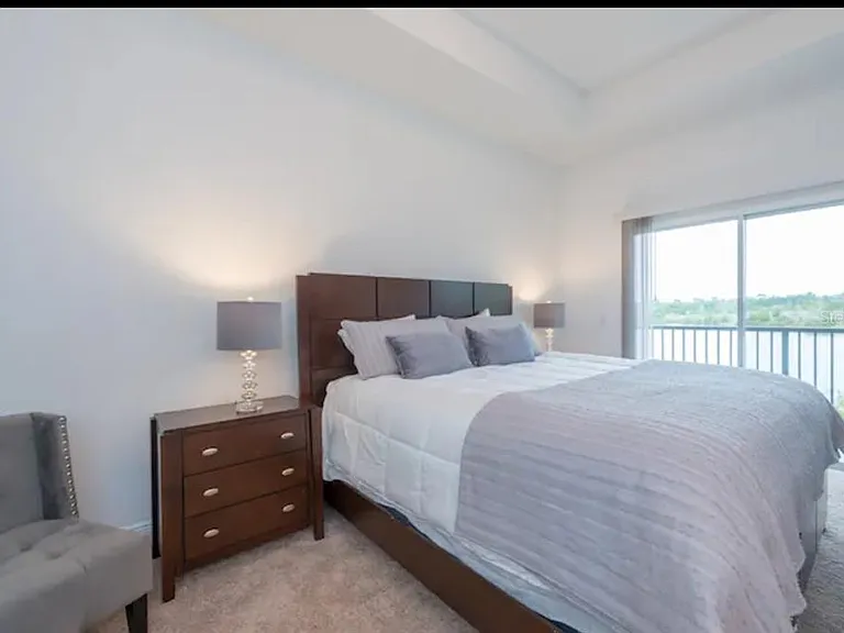 470 Lake Shore Pkwy — Photo 15