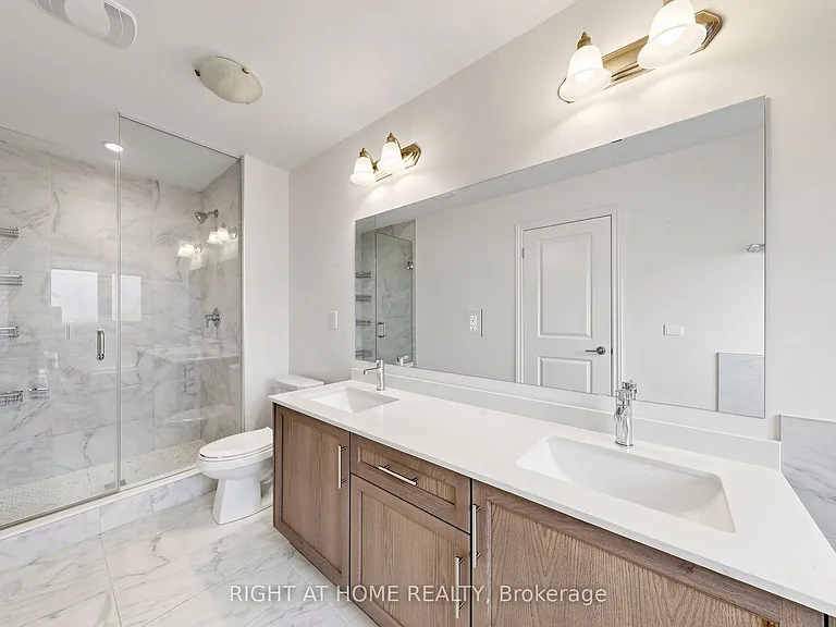 90 Laing Dr — Photo 33