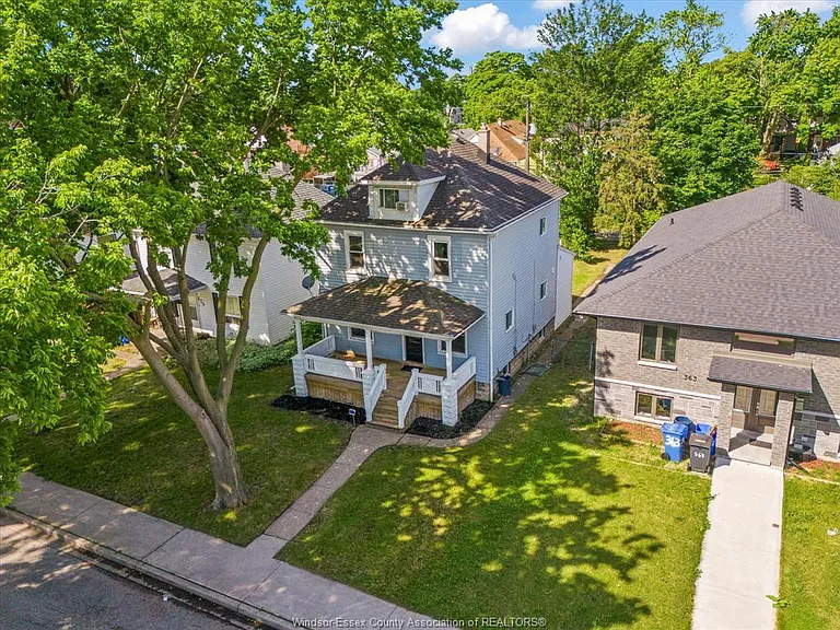 371 Curry Ave — Photo 5
