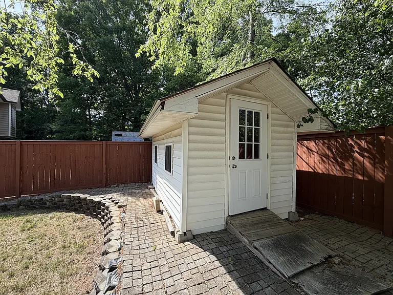 7514 Starvalley Dr — Photo 26