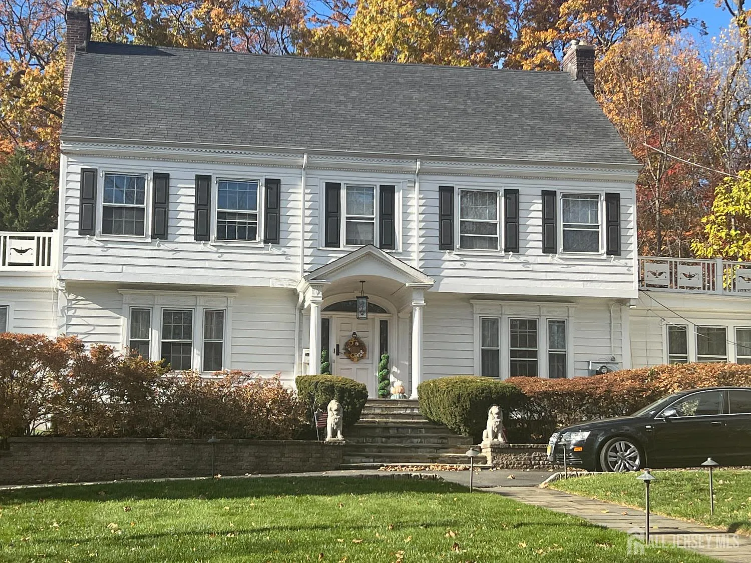 344 Middlesex Ave photo 1