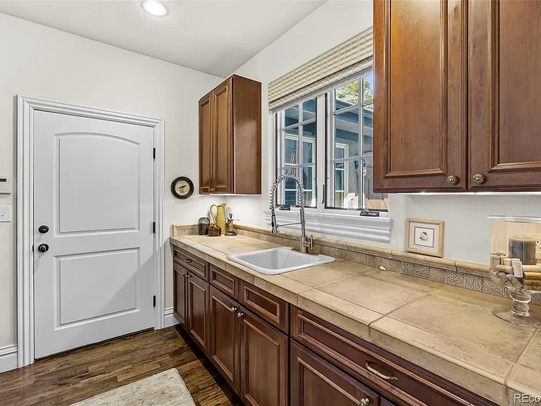65L Ash St — Photo 22