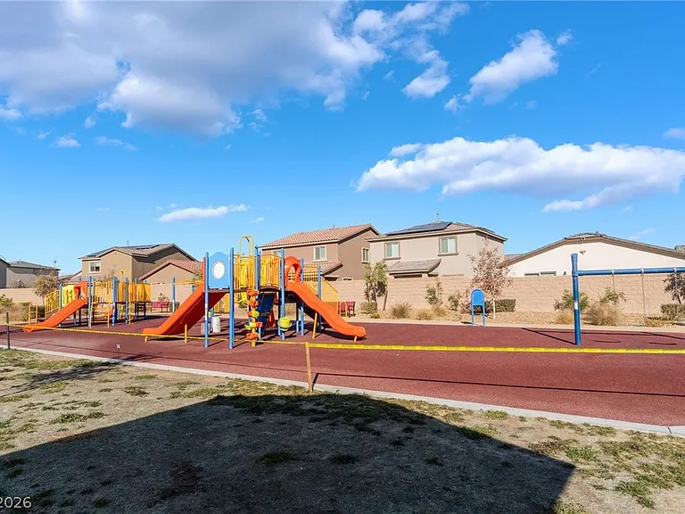 4149 Gold Desert St — Photo 38