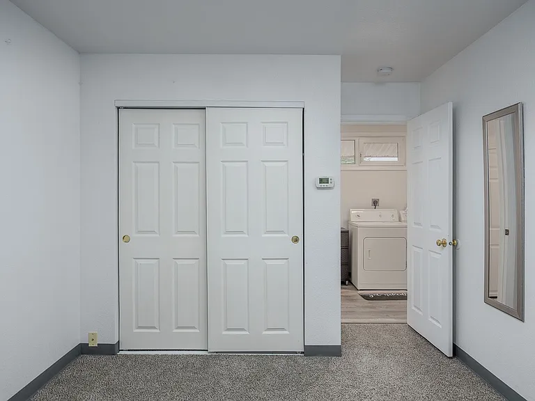 1421 Kent Ct — Photo 11