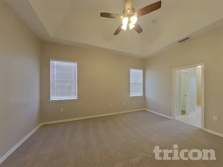 1751 Southern Oak Loop — Photo 7