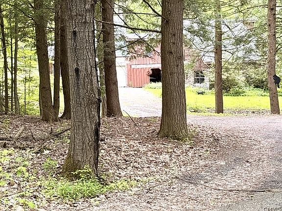 5th image of 607 Kilkenny Rd