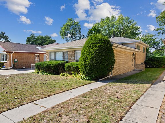 2nd image of 7070 N Crawford Ave