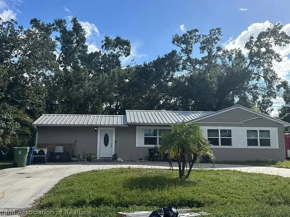 1502 W Brandon Dr, Tampa, FL 33603
