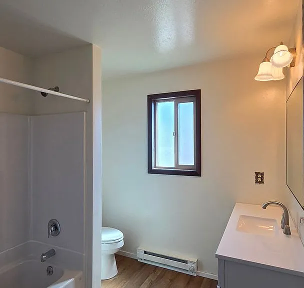 2101 S Garfield St — Photo 10