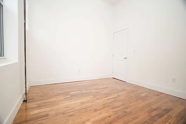 Rented by Nooklyn NYC LLC | media 9