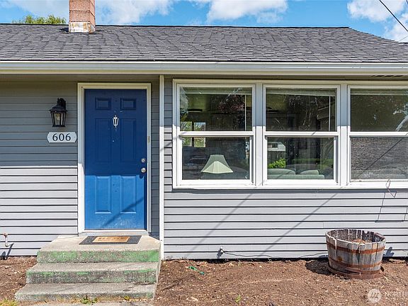 5th image of 606 SE 6th Avenue