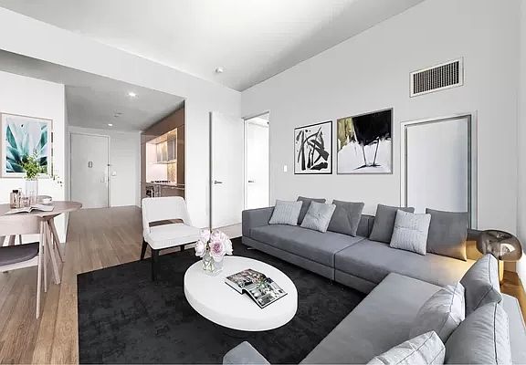 2nd image of 75 Wall St APT 28G