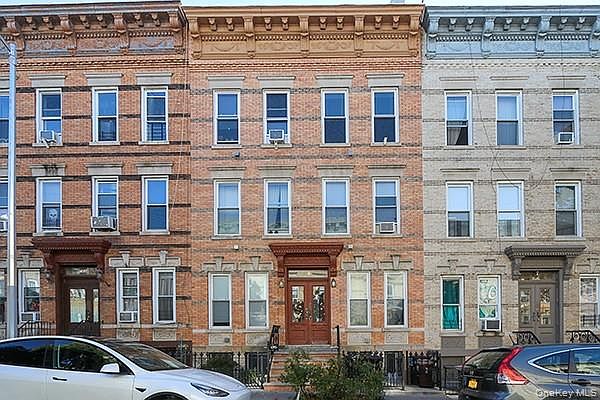 1st image of 1832 George Street #2B