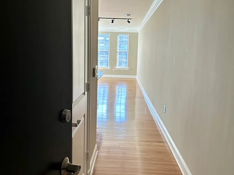 1023 N Royal St #206 — Photo 2