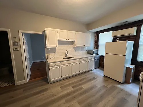 182 Cottage St #202 Photo 1