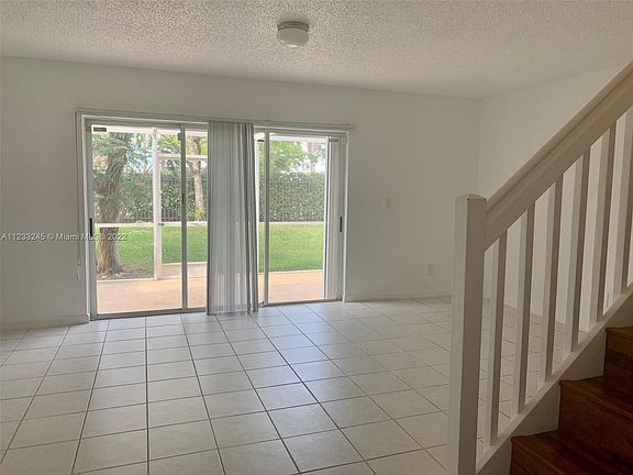 4th image of 877 NW 208th Dr #877