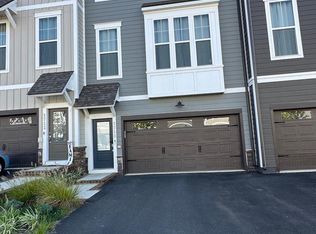 1710 Beech Leaf St, Dumfries, VA 22026