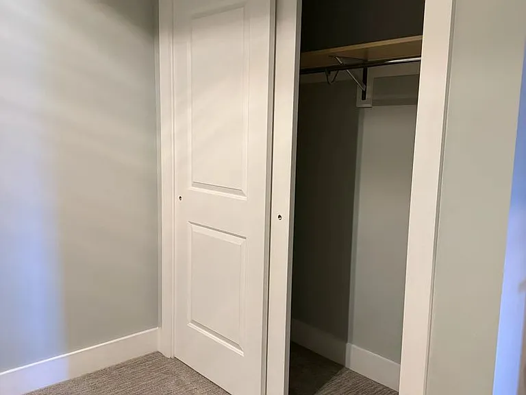 Oak Knitting Mill Apartments Franklin Square Available — Photo 30