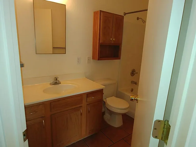 95 E Cliff House Dr #C — Photo 9