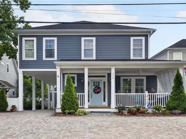 208 52nd St, Virginia Beach, VA 23451