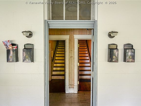 5th image of 4 Delaware Ave