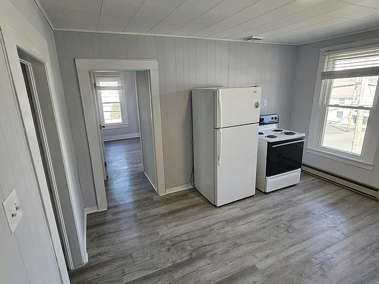 235 Ziegler St #237 — Photo 11